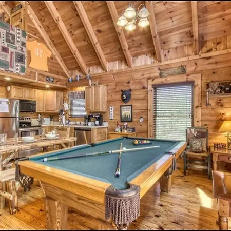 Lazy Bear Cabin Sevierville Exterior photo