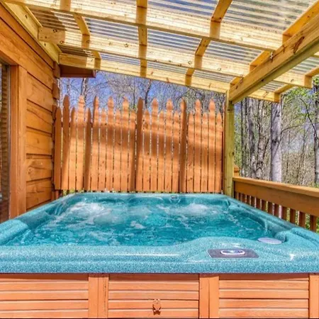 Lazy Bear Cabin Sevierville Exterior photo